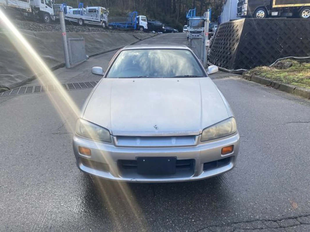 Nissan Skyline 2000 - Thumbnail 12
