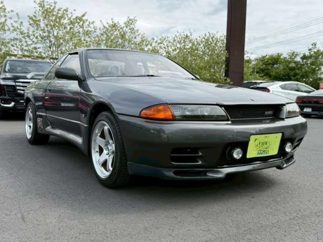 Nissan Nissan Skyline - View 1
