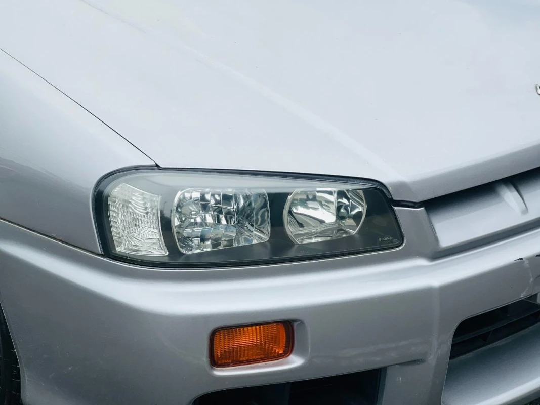 Nissan Skyline 1999 - Gallery View