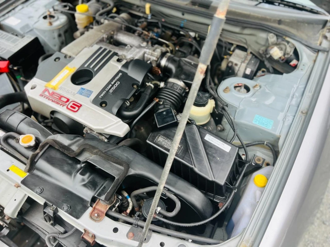 Nissan Skyline 1999 - Gallery View
