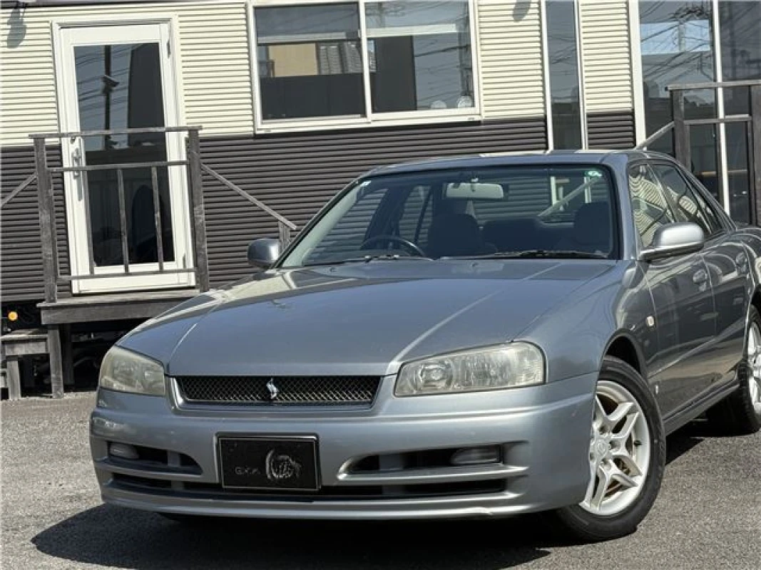 Nissan Nissan Skyline - View 3