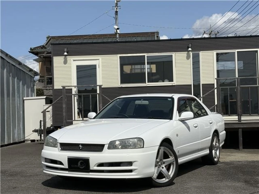 Nissan Skyline 2001 - Thumbnail 10