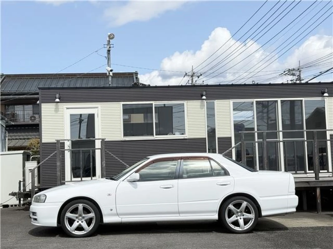 Nissan Skyline 2001 - Thumbnail 12