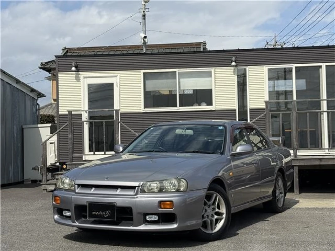 Nissan Nissan Skyline - View 1