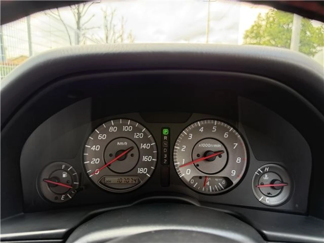 Nissan Skyline 1999 - Thumbnail 23