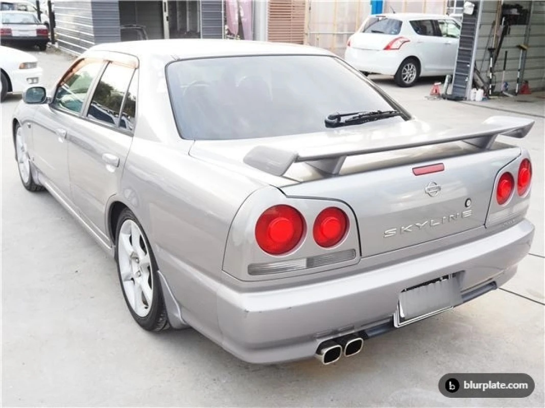 Nissan Nissan Skyline - View 2