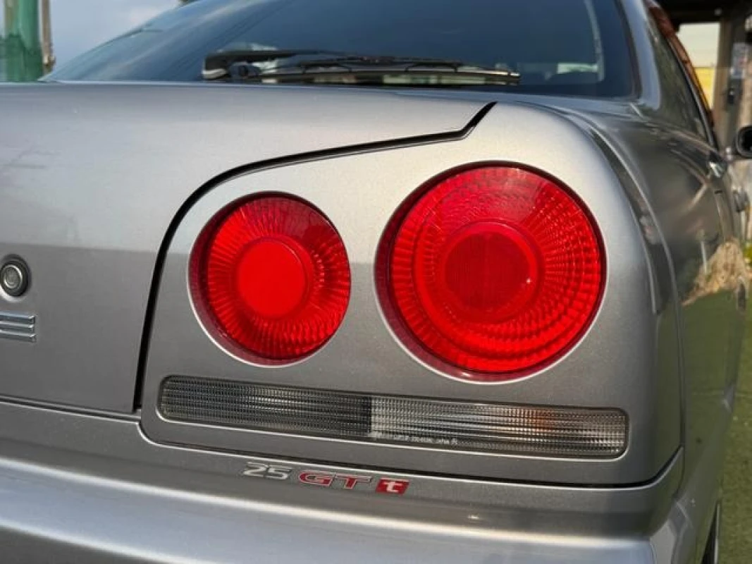 Skyline Nissan Skyline - View 5