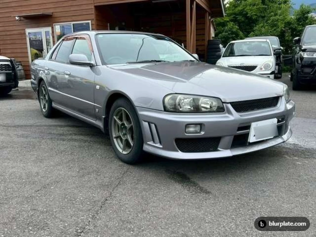 Nissan Nissan Skyline - View 2