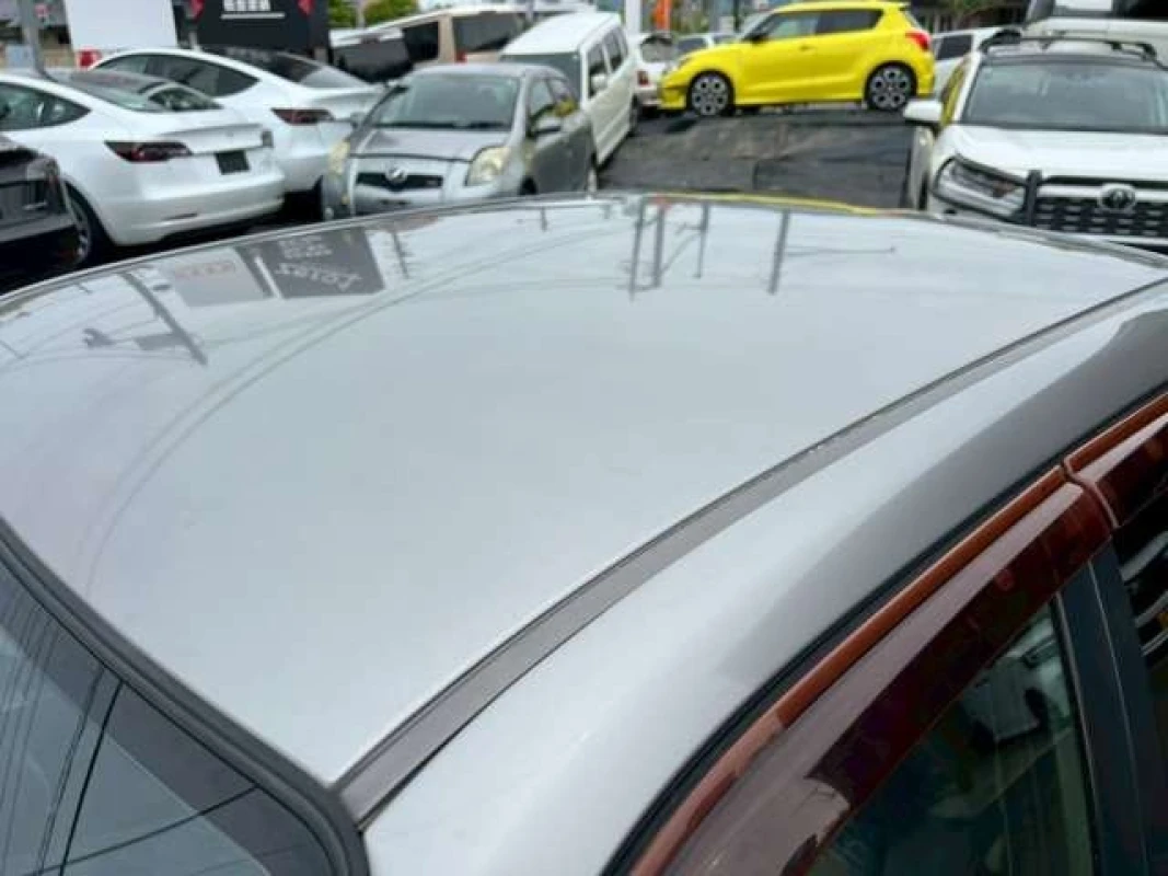 Nissan Skyline 2000 - Thumbnail 8