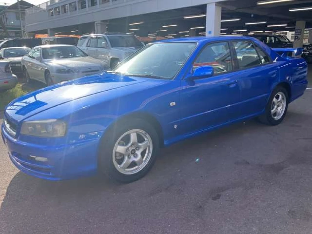 Nissan Nissan Skyline - View 5