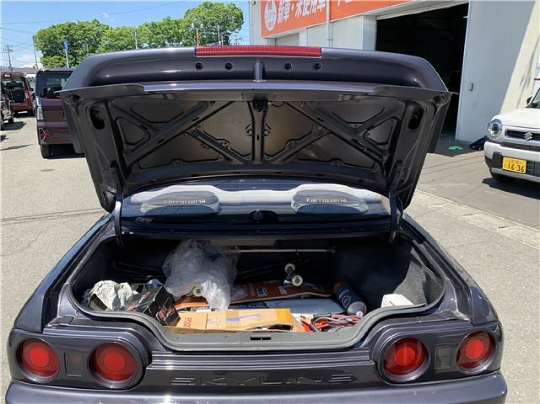 Nissan Skyline 1991 - Gallery View