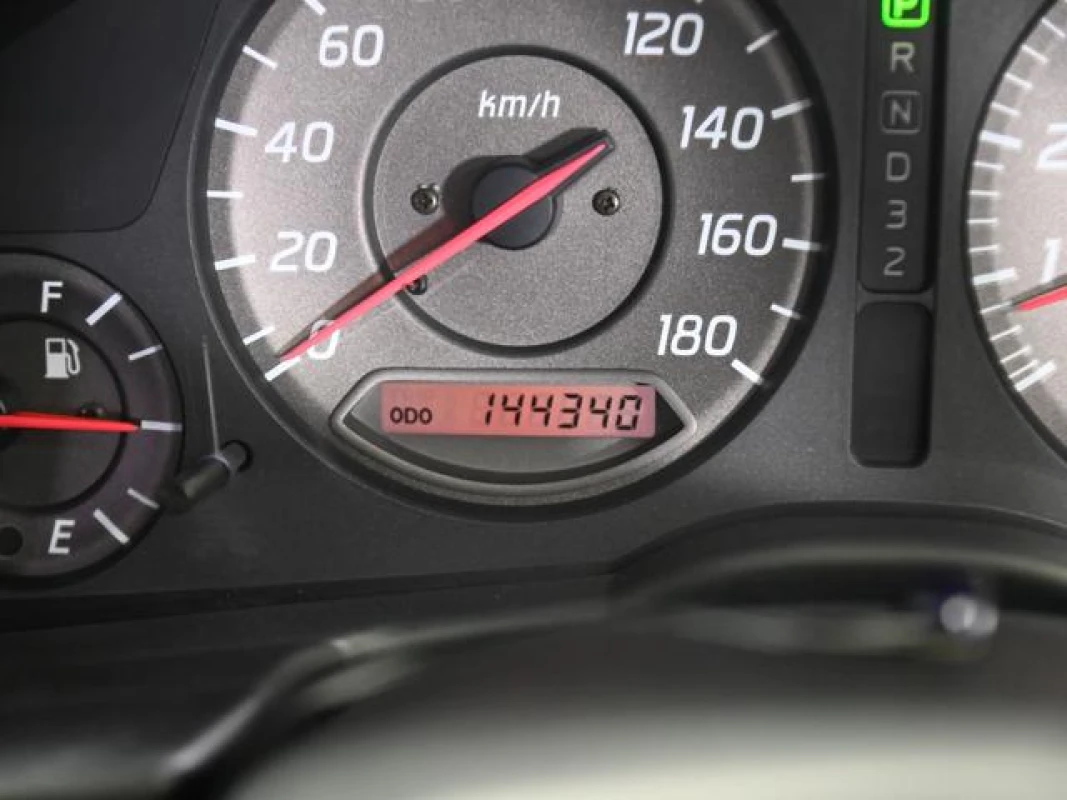 Nissan Skyline 1999 - Thumbnail 35