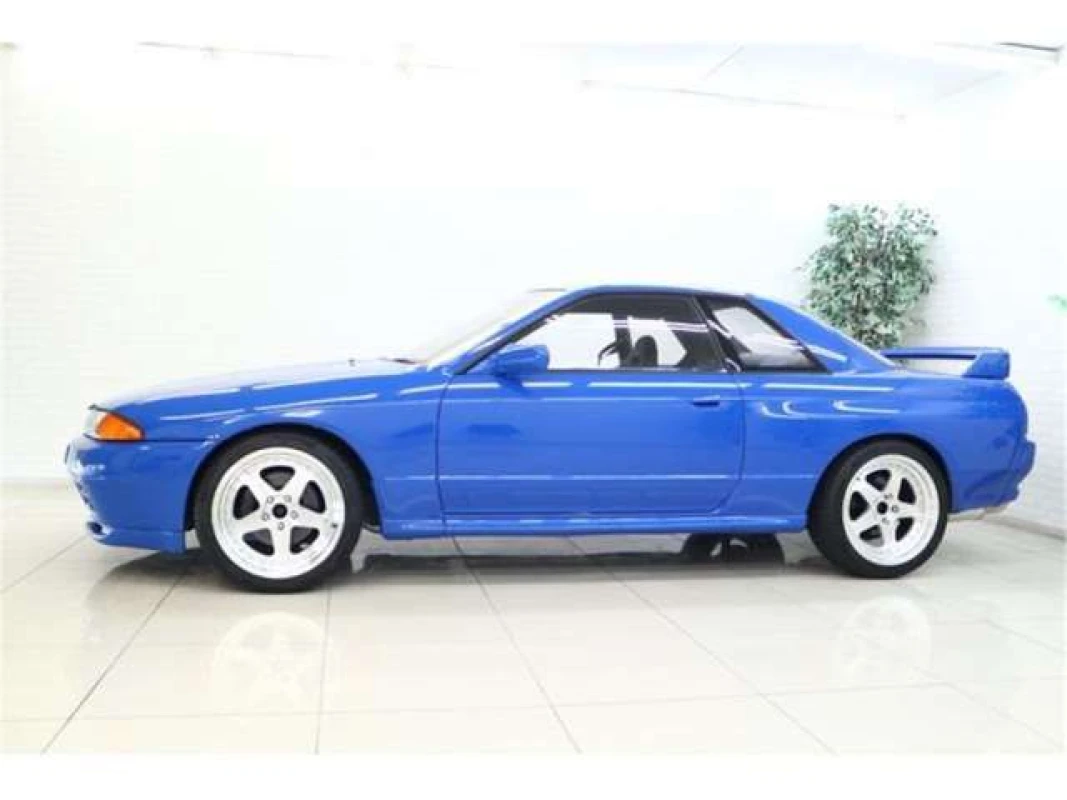 Nissan Skyline 1989 - Gallery View