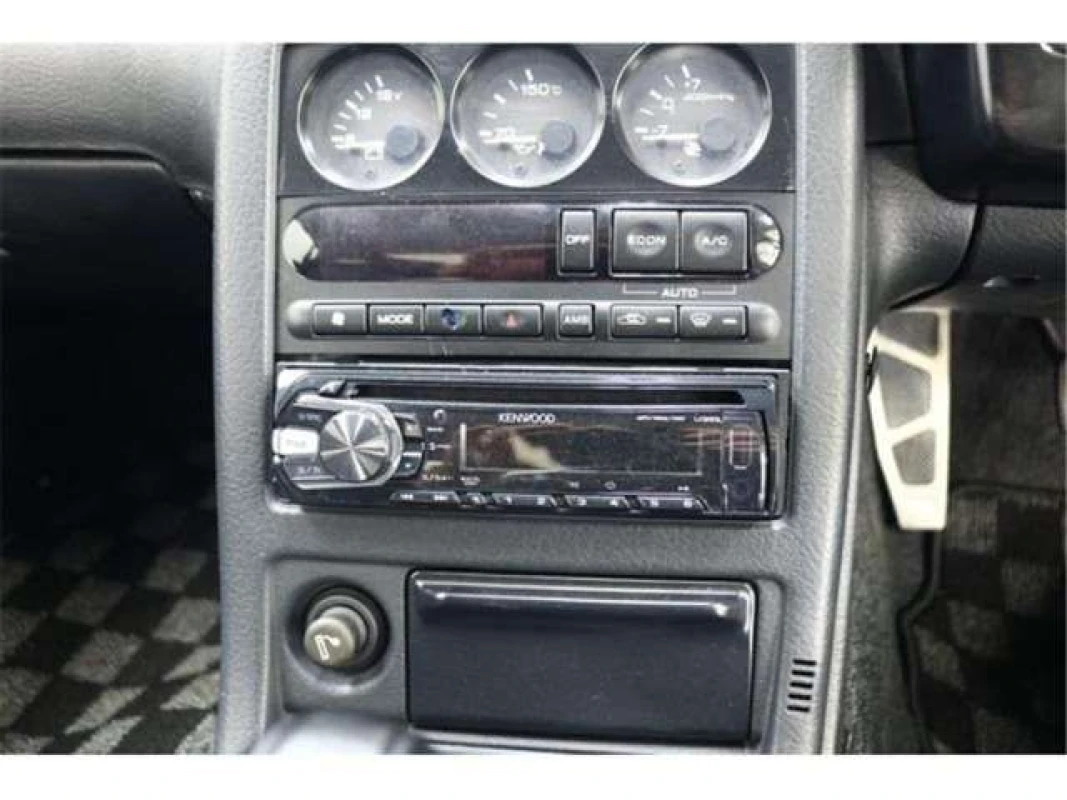 Nissan Skyline 1989 - Gallery View