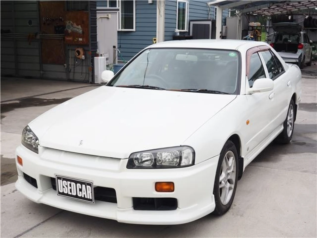 Nissan Nissan Skyline - View 4