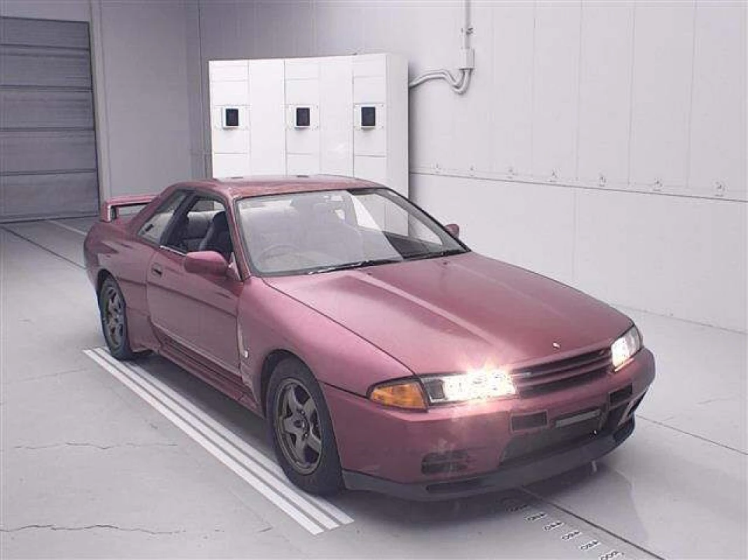 Nissan Nissan Skyline - View 1