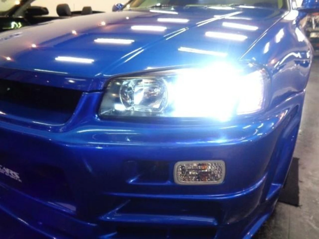 Nissan Skyline 1998 - Thumbnail 9