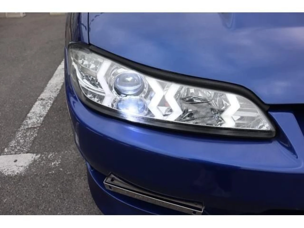 Nissan Skyline 2000 - Thumbnail 12