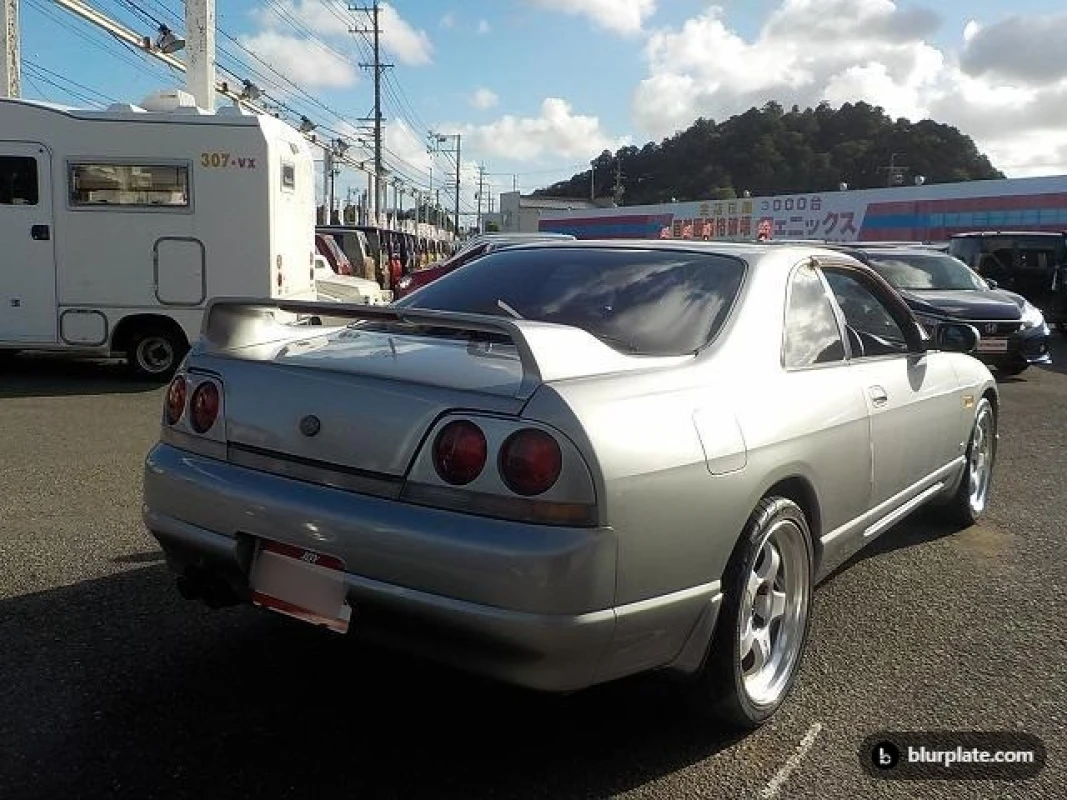 Nissan Skyline 1996 - Thumbnail 10