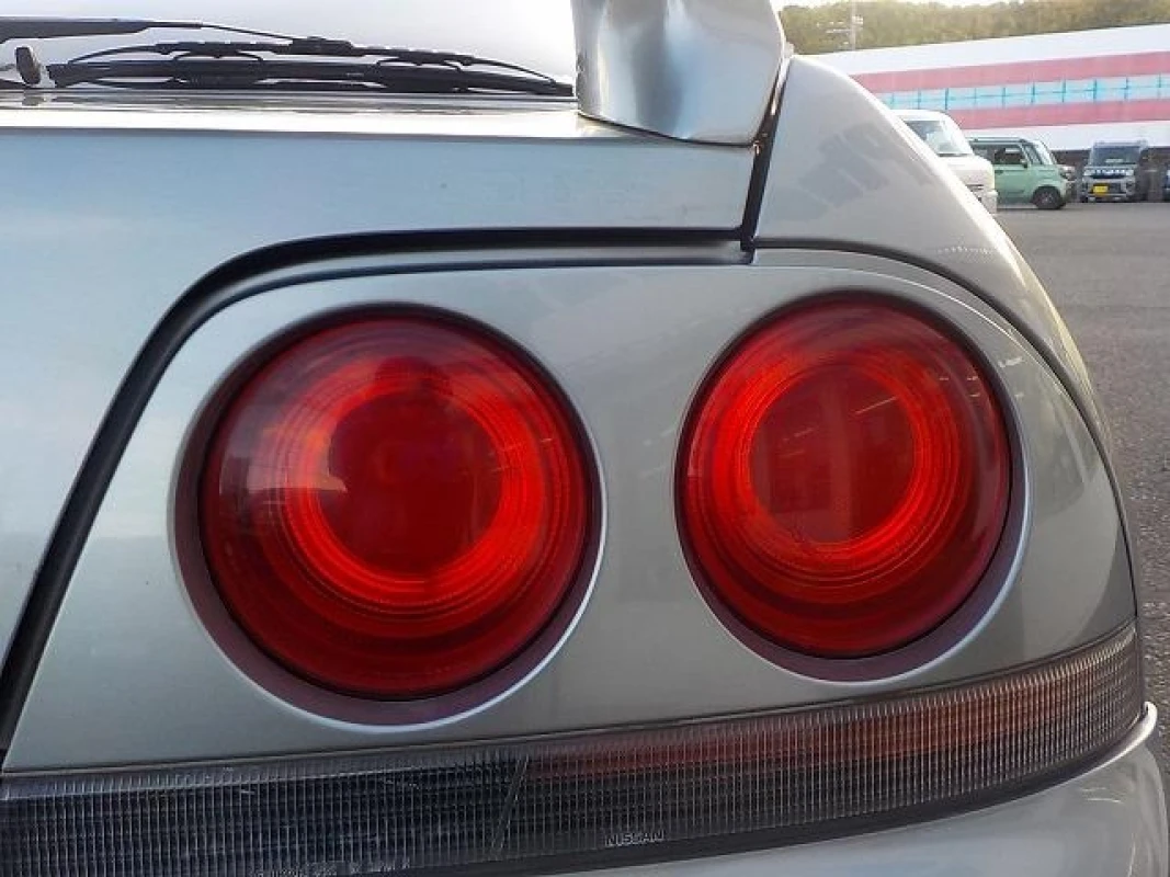Nissan Skyline 1996 - Thumbnail 14