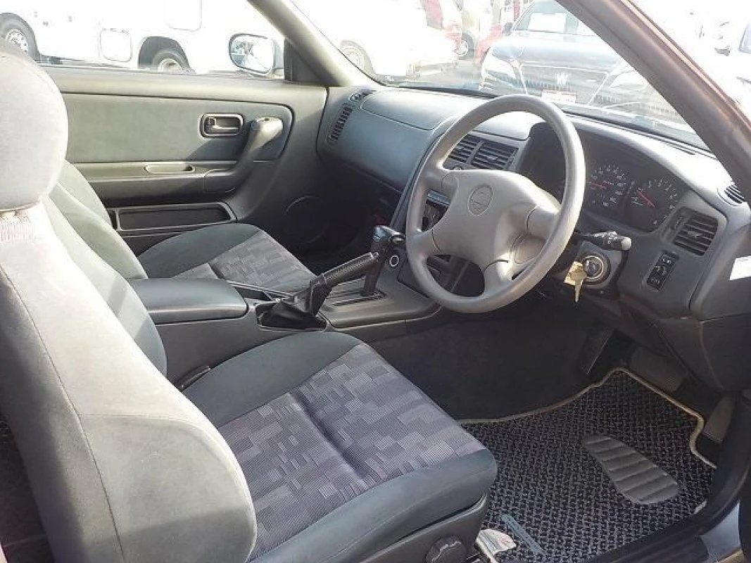 Nissan Skyline 1996 - Thumbnail 23