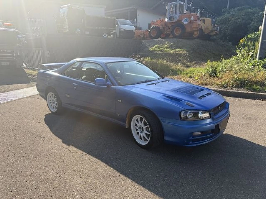 Nissan Skyline 2000 - Thumbnail 11