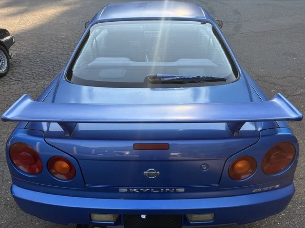 Nissan Skyline 2000 - Thumbnail 16