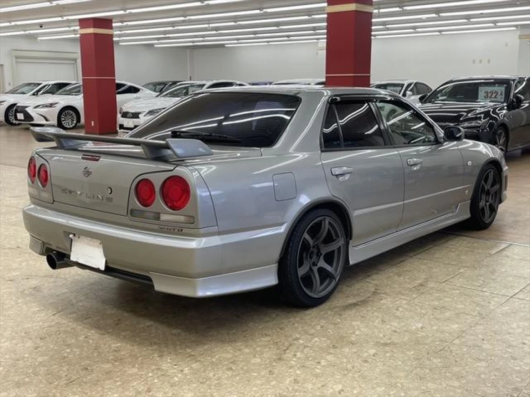 Nissan Nissan Skyline ER34 - View 2