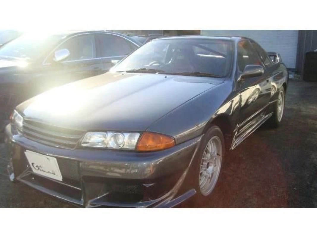 Nissan Skyline 1990 - Thumbnail 5