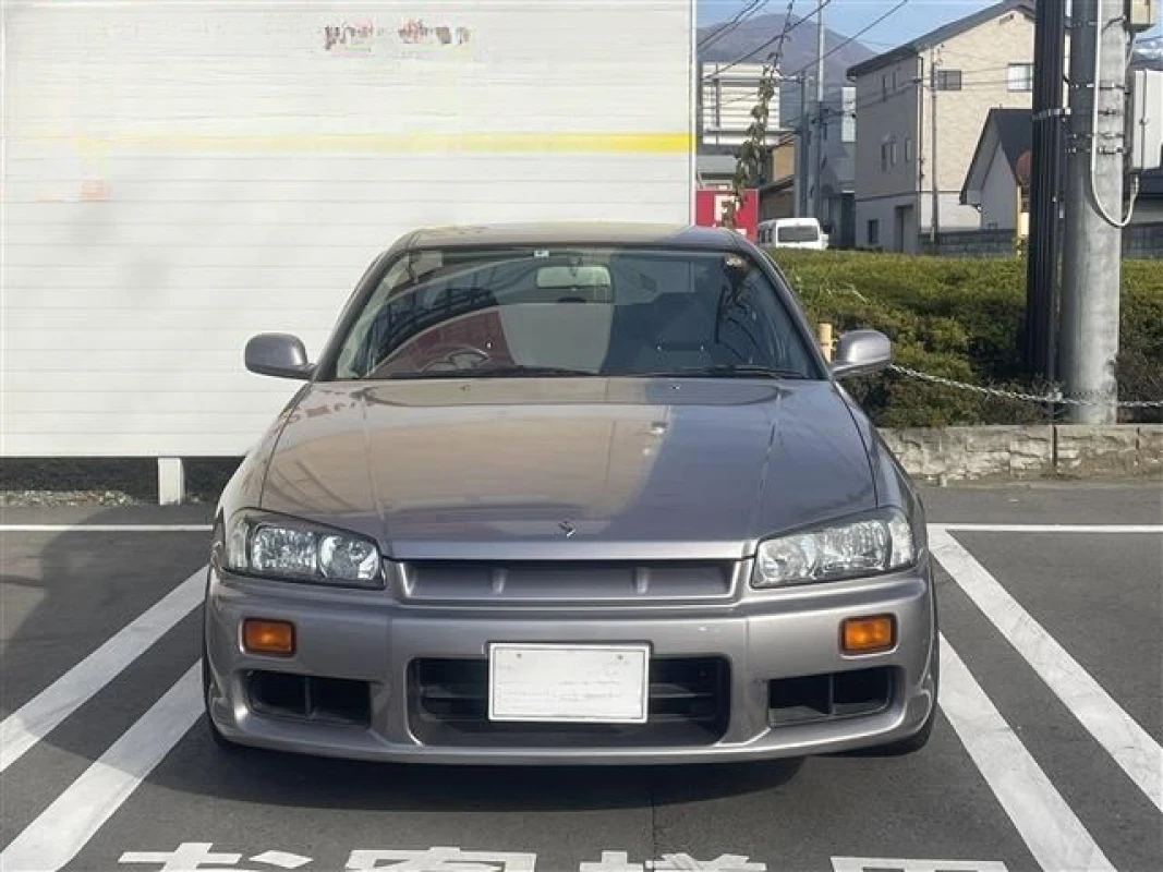 Nissan Nissan Skyline - View 5