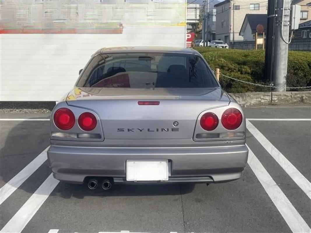 Nissan Skyline 2000 - Thumbnail 6