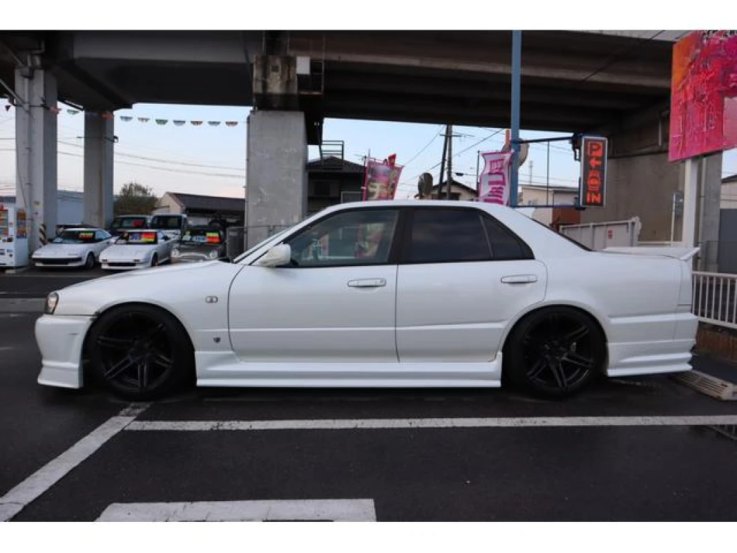 Nissan Skyline 1999 - Thumbnail 6