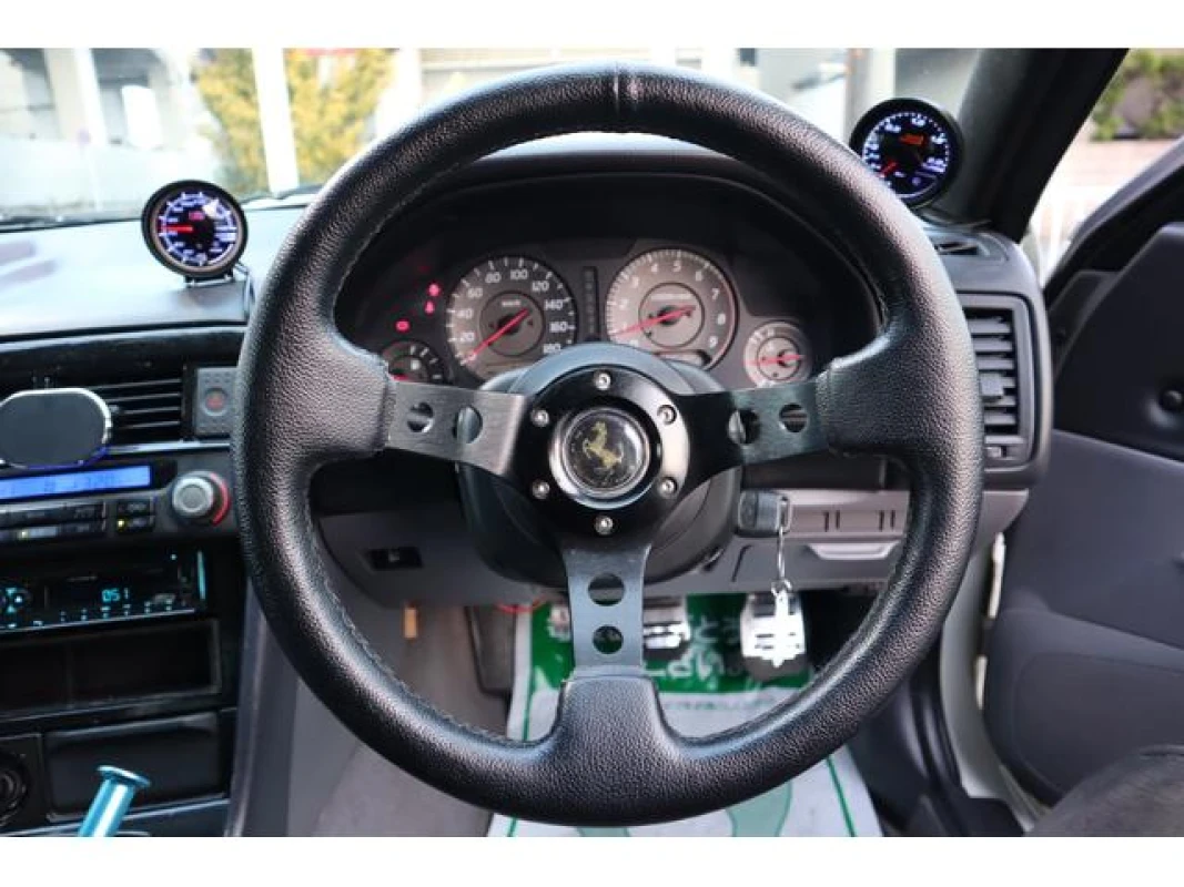 Nissan Skyline 1999 - Thumbnail 11