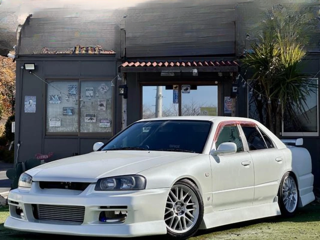 Nissan Nissan Skyline - View 1