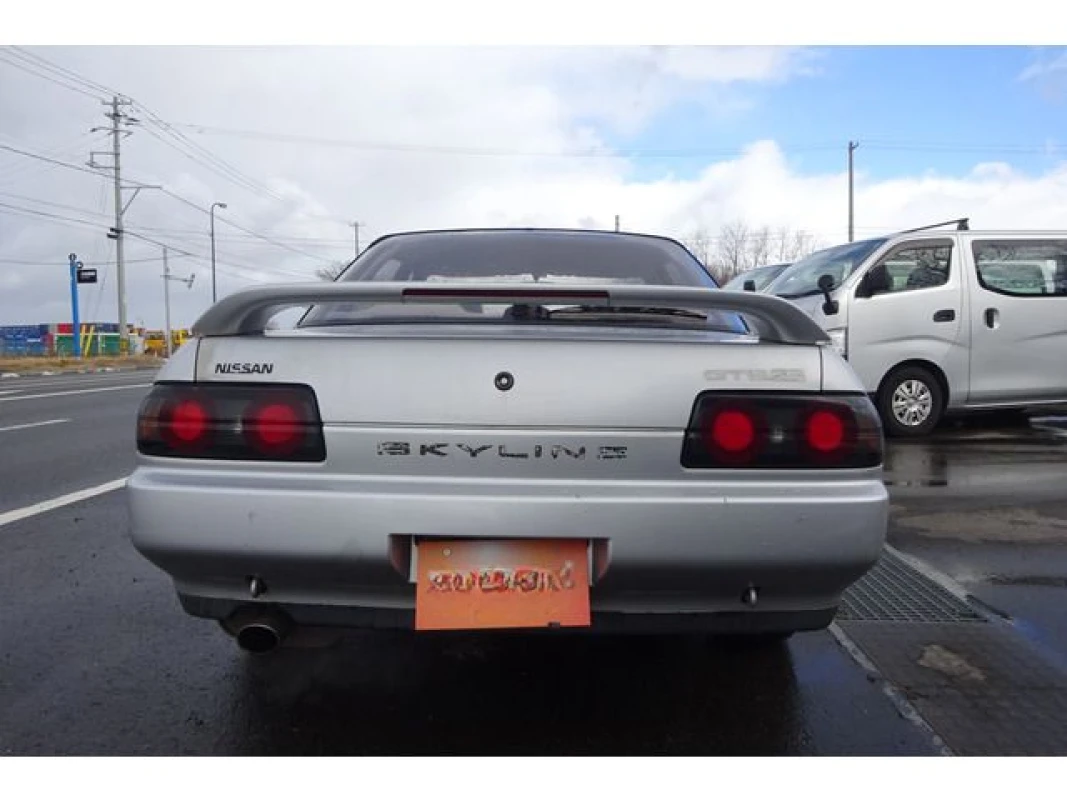 Nissan Skyline 1992 - Thumbnail 7