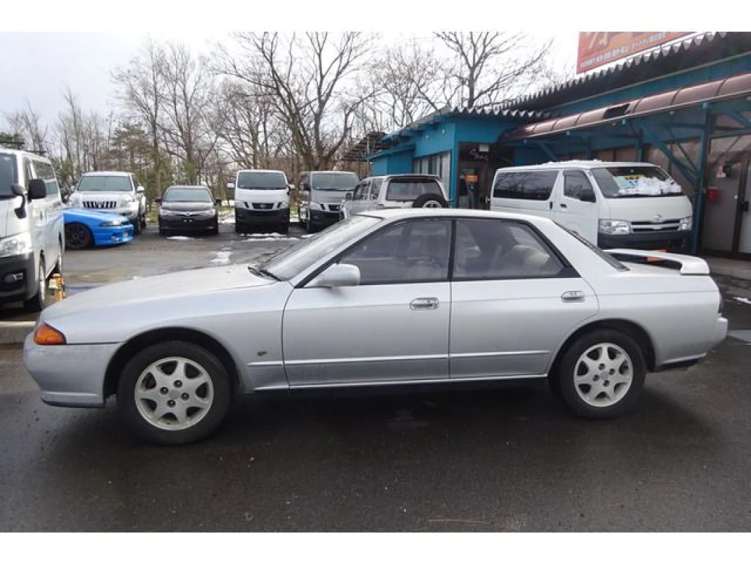 Nissan Skyline 1992 - Thumbnail 11